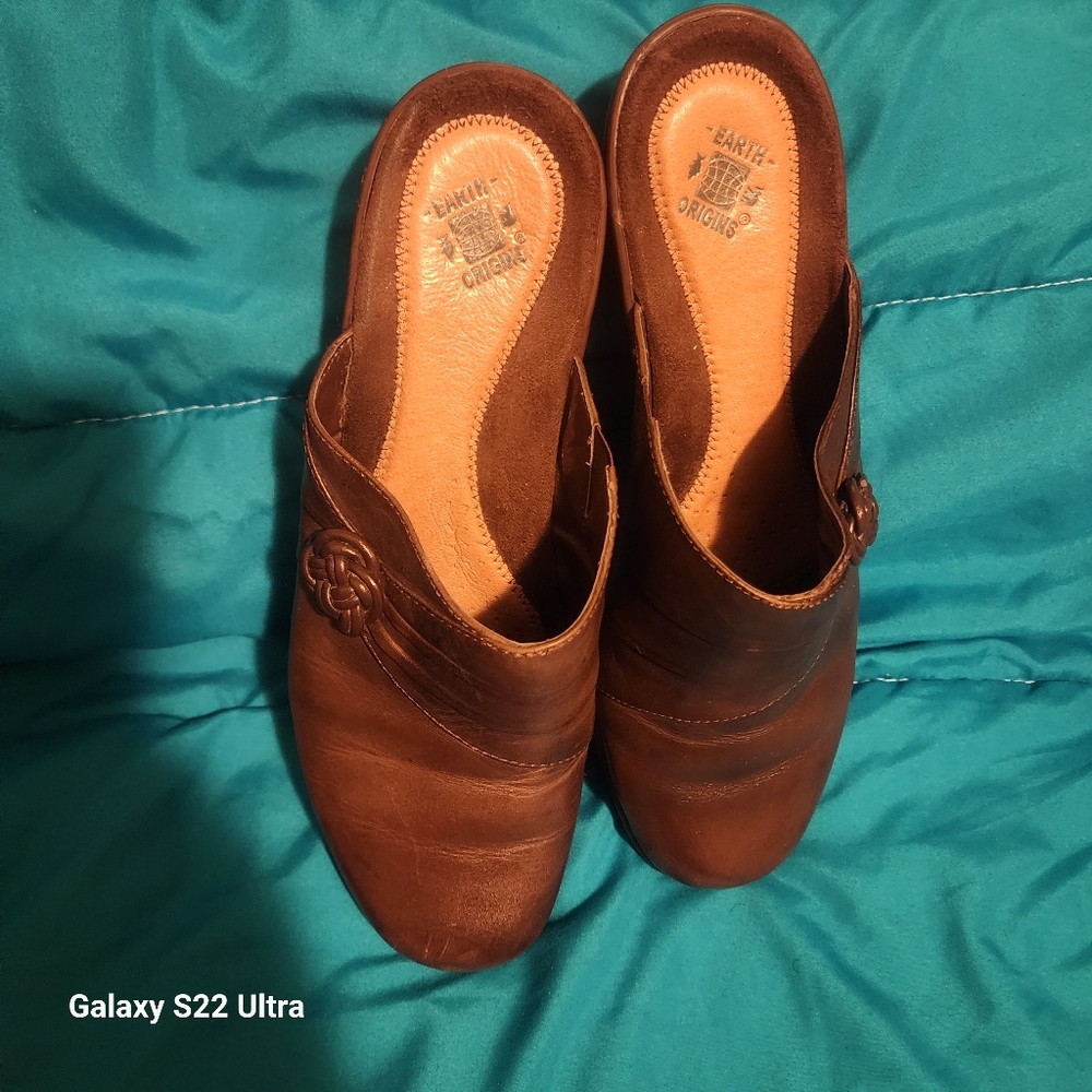 Earth Origins Mules View 4